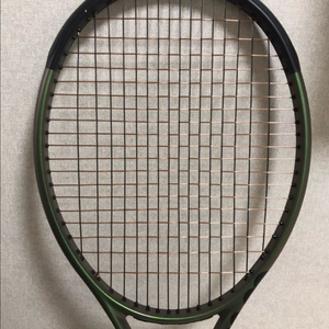 윌슨 블레이드 V8 285g 2그립 판매 합니다. 이미지