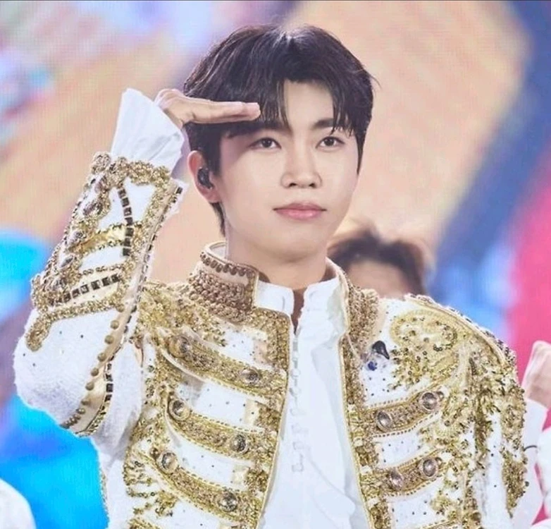 임영웅 콘서트 고양 (2매 판매완료, 4매 남음) 이미지
