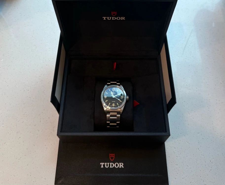 튜더 레인저 39mm 판매합니다. 이미지