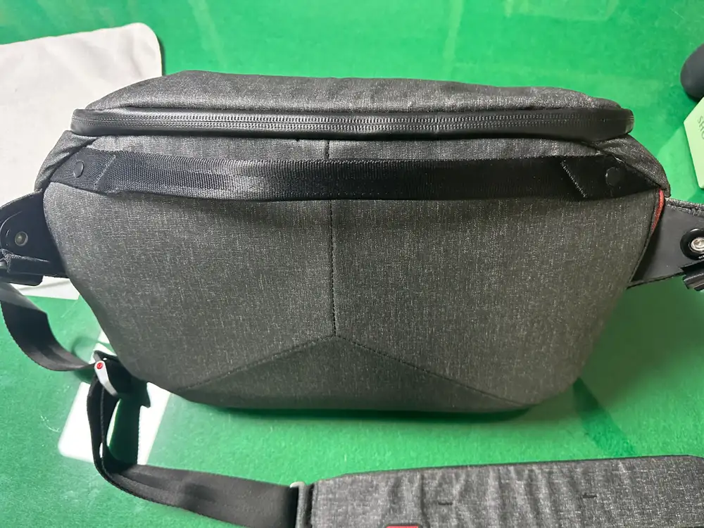 픽디자인 슬링백 10L 카메라 가방 이미지