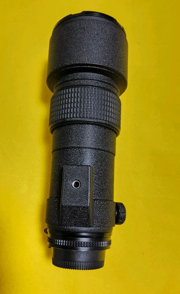 니콘 300mm망원렌즈 이미지