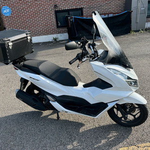 혼다 pcx125 24년 abs 화이트컬러 판매합니다 이미지