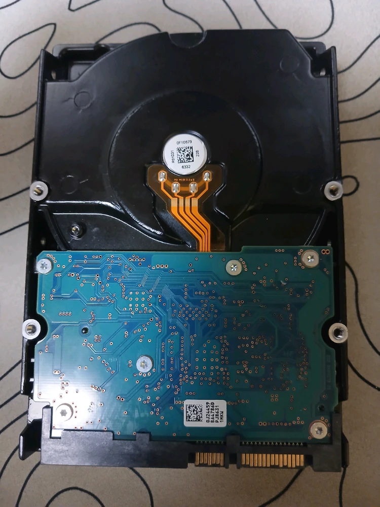 [HGST] 4TB(4000기가) NAS용 하드디스크 (사용시간 715시간 / A급) 이미지