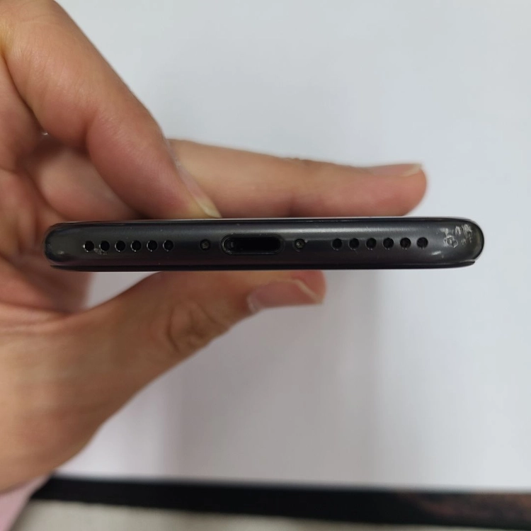 아이폰8 블랙 256GB 무잔상 ios버전15.5 배터리100% 114125 이미지