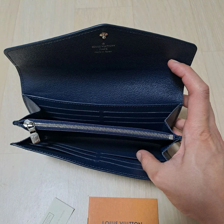 [100%/정품] 루이비통 사라 에피 네이비 장지갑, 루이비통지갑,루이비통장지갑 이미지