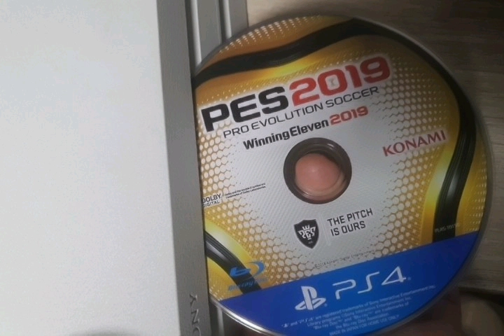 PS4 프로 PS4 PRO 화이트 (1TB) 이미지