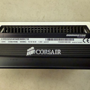 커세어 도미네이터 플래티넘 DDR4-3600 CL16 32GB (8GBx4) 이미지