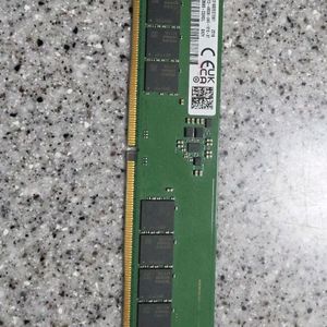 DDR5 16GB 메모리 이미지