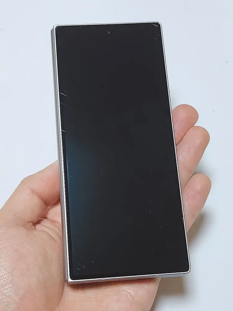 갤럭시Z폴드6 256G 실버 공기계 09876 이미지