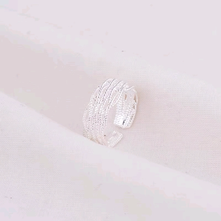 실버 꼬임 오픈링 반지 이미지