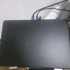 HP OMEN 게이밍 노트북 팝니다. 16인치, 4060, 7840HS, 16g, 500g, 240Hz, 뱅앤울룹슨