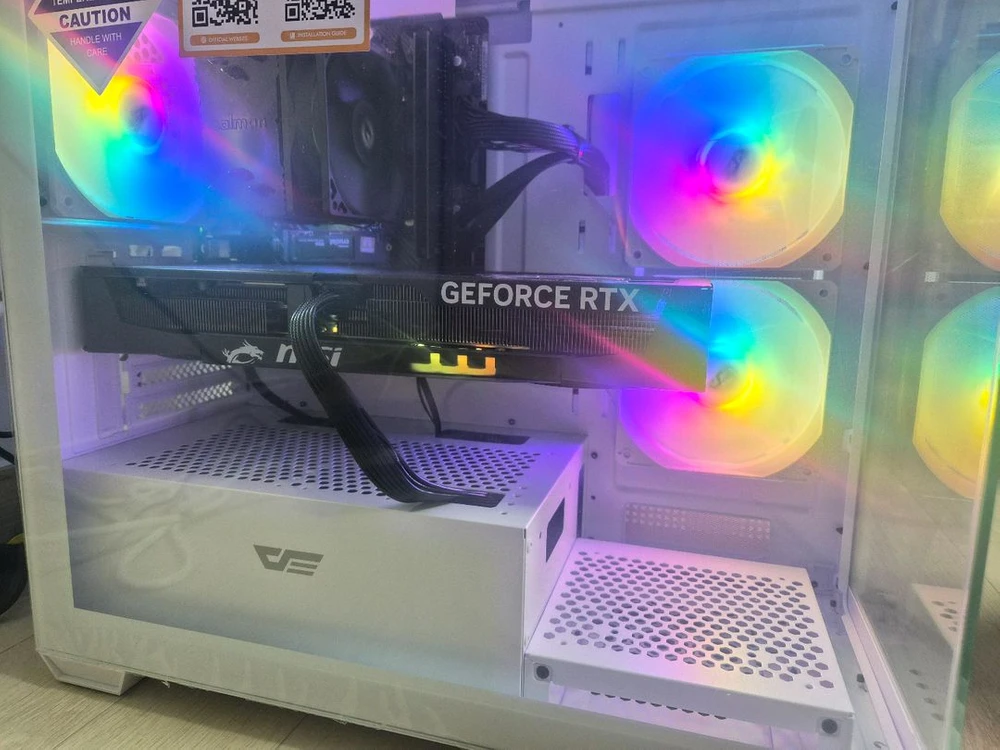 게이밍PC 팝니다. ( MSI RTX5070 + i5 14400f + 32GB ) 이미지