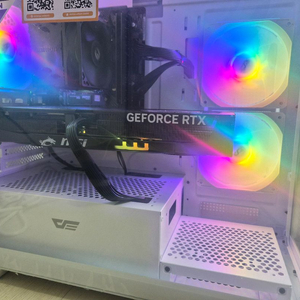 게이밍PC 팝니다. ( MSI RTX5070 + i5 14400f + 32GB ) 이미지