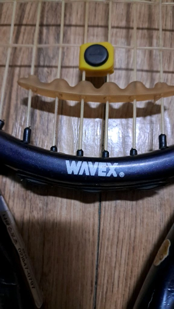 WAVEX 테니스 라켓 3만원 이미지