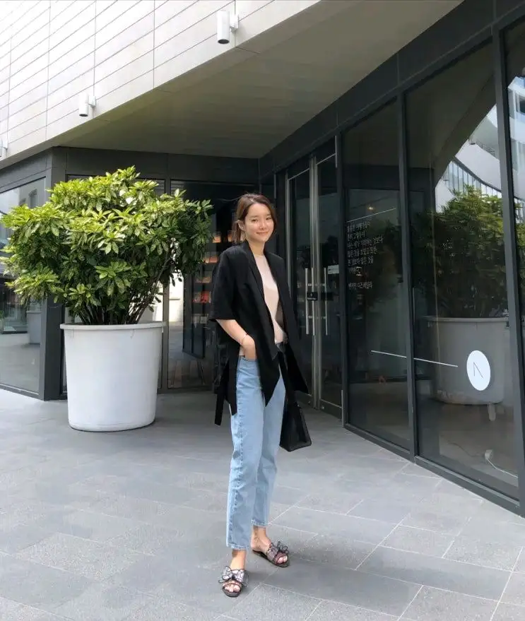 홍메리 드멜 마레 린넨 반팔 자켓 블랙 하객룩 이미지