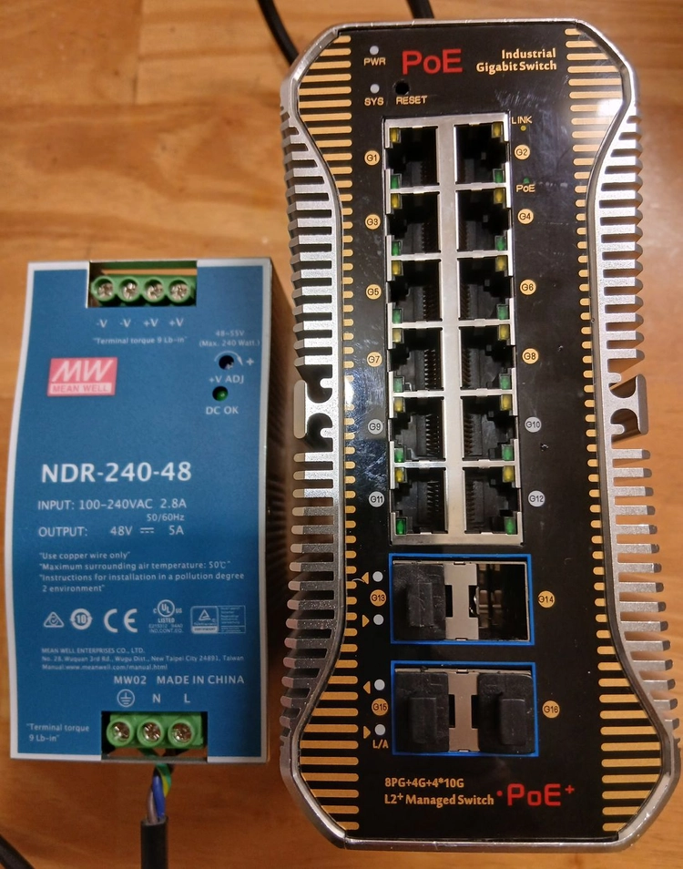 산업용 L2+ 매니지드 PoE 이더넷 스위치와 민웰 NDR -240-48파워 서프라이 세트PoE+ 스위치 + 전원 - 안심되는 중고거래