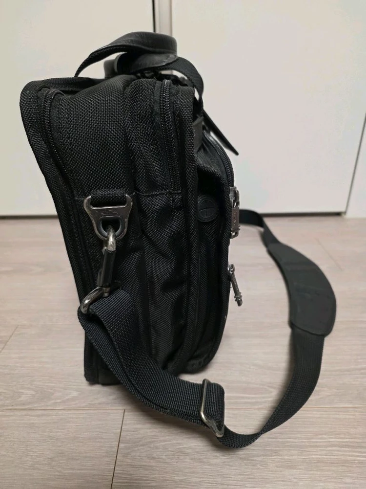 투미(TUMI) Alpha Essential Brief Laptop (품번# 26130D4) 이미지