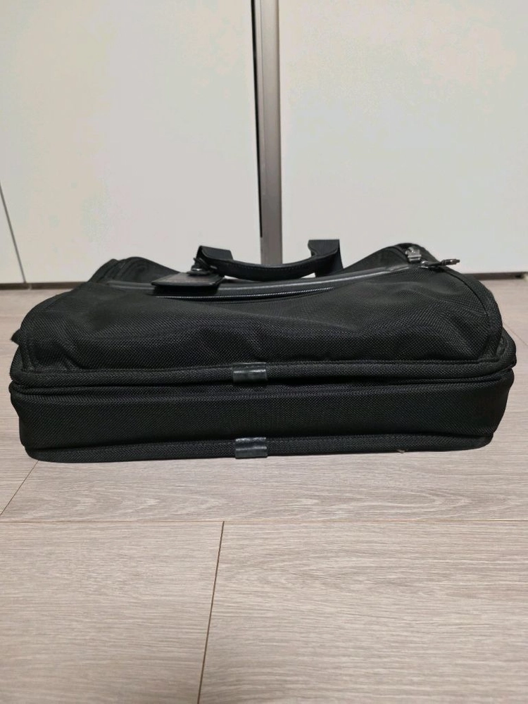 투미(TUMI) Alpha Essential Brief Laptop (품번# 26130D4) 이미지
