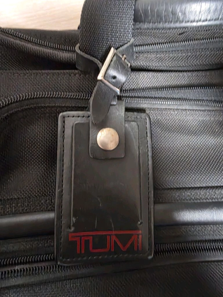 투미(TUMI) Alpha Essential Brief Laptop (품번# 26130D4) 이미지