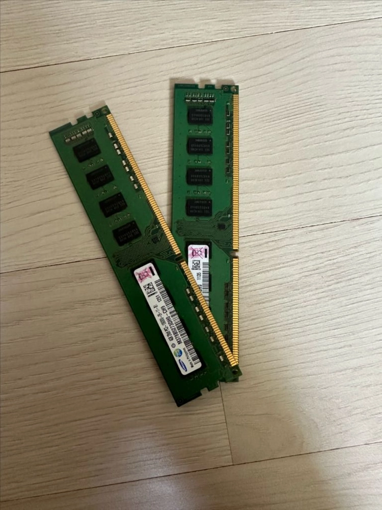 삼성 DDR3 PC3-10600U 8GB(4GBx2) 이미지