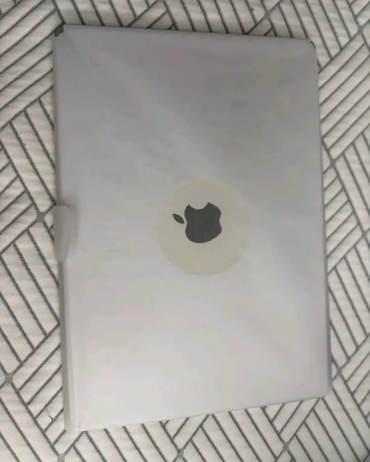 Apple MacBook Pro 16인치 M1 Pro 16GB 1TB 실버 이미지