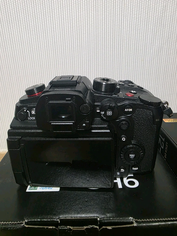 파나소닉 루믹스 GH6 + leica 12-60mm 렌즈 이미지