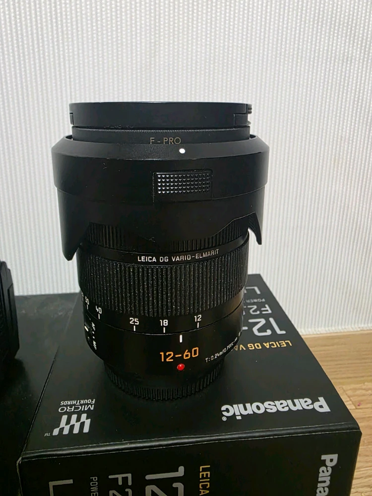 파나소닉 루믹스 GH6 + leica 12-60mm 렌즈 이미지