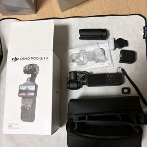 DJI 오즈모 포켓4 크리에이터 콤보 이미지