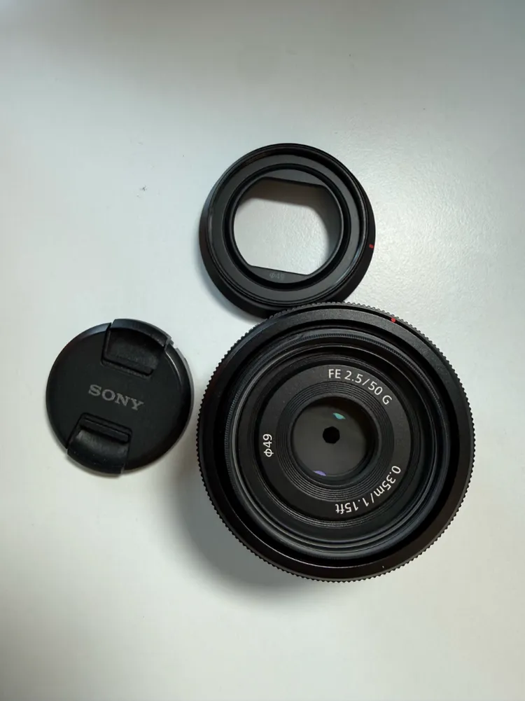 소니 FE 50mm F2.5 G 렌즈 풀박스 이미지