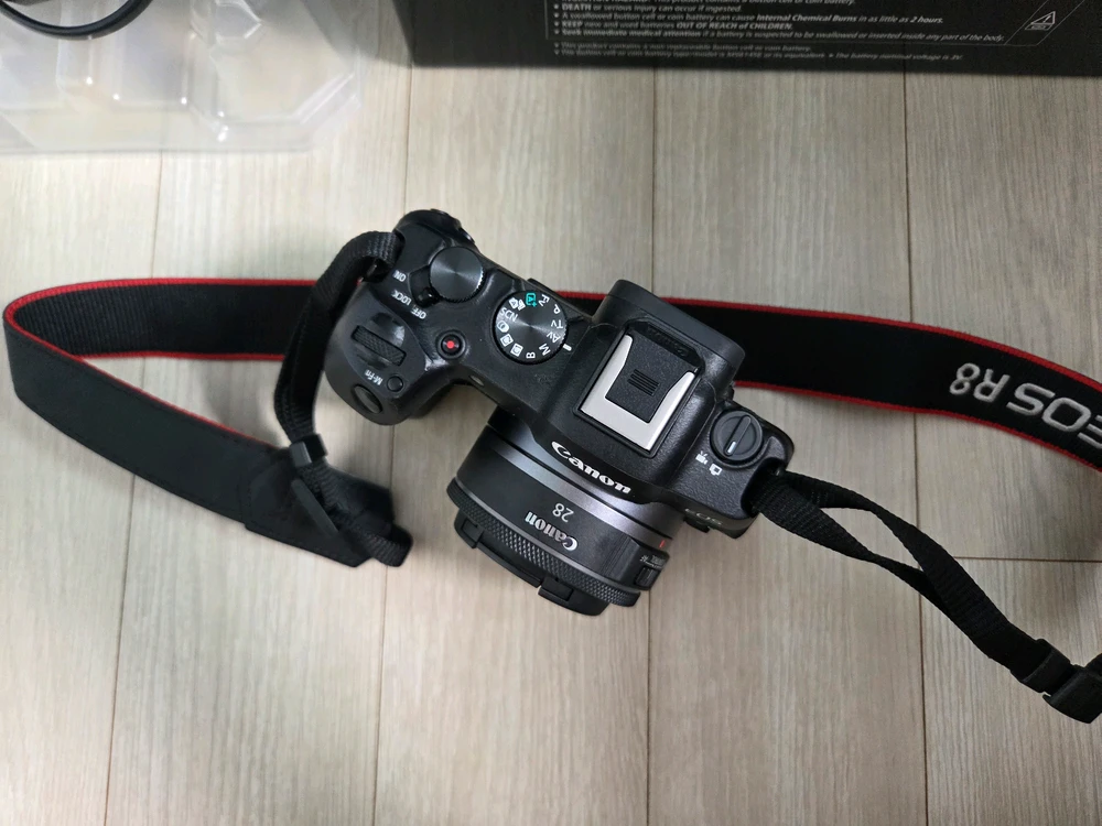 캐논 Eos R8 + RF 28mm 이미지