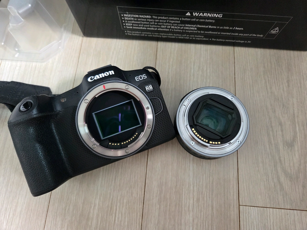 캐논 Eos R8 + RF 28mm 이미지
