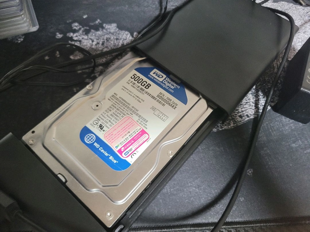 외장하드디스크500gb + 리더기 판매합니다 이미지