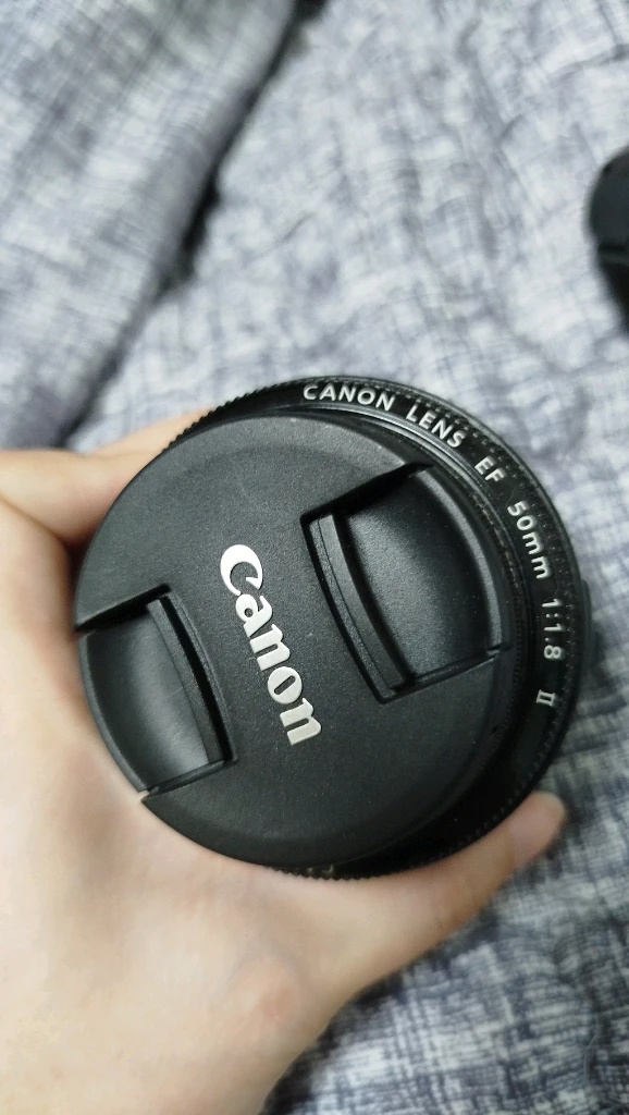 캐논 550d+ 기본렌즈 + EF 50mm 1.8 렌즈 팝니다 이미지
