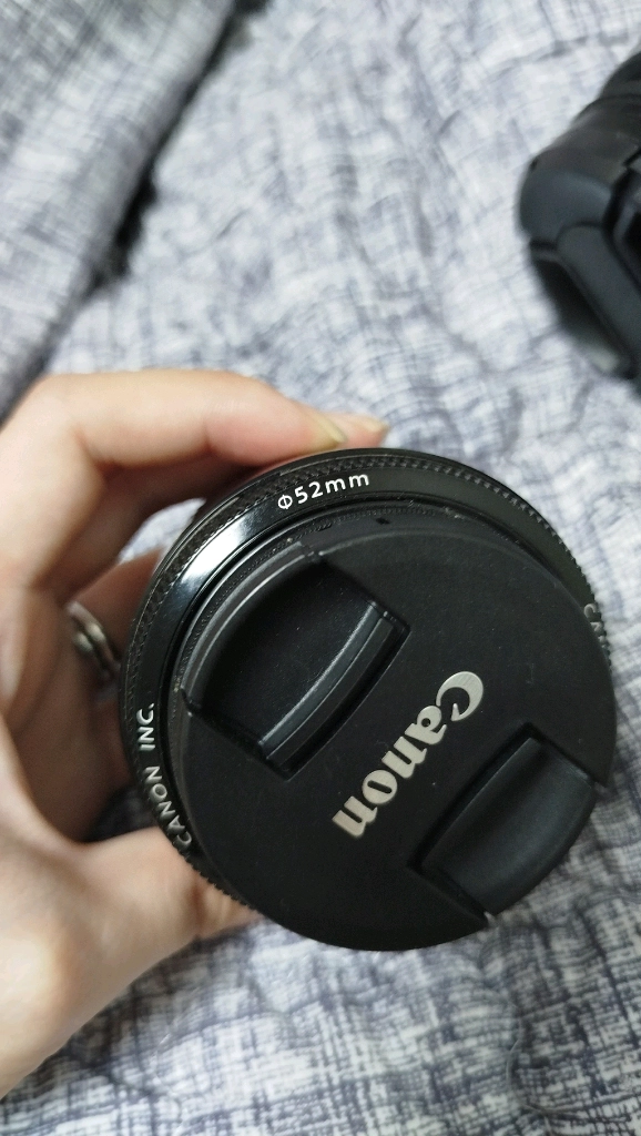 캐논 550d+ 기본렌즈 + EF 50mm 1.8 렌즈 팝니다 이미지