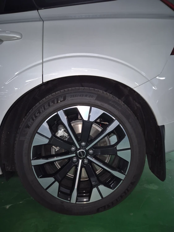 Michelin Primacy4, 255/45 R20, 타이어 4개 이미지