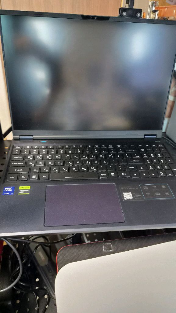 에이서 프레데터 헬리오스 네오16 5070TI 노트북 이미지