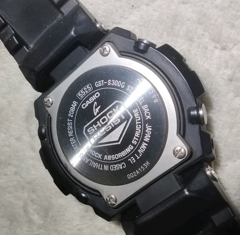 카시오 지샥 GST-S300G 팝니다 이미지