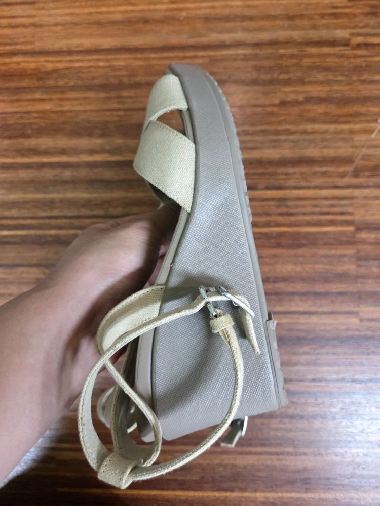 크록스 웨지힐 샌들 w8 250 이미지