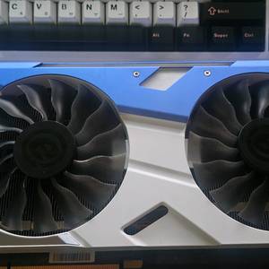 1080ti 11GB 그래픽카드 이미지