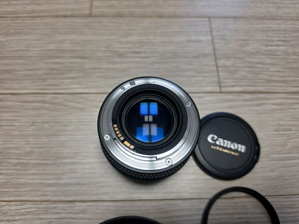 캐논 50mm f1.4 쩜사렌즈 50.4 팝니다 이미지