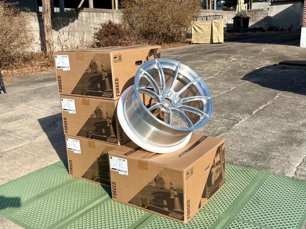 Apex SM-10RS 휠 G80 G82 M3 M4 M2 BBS LM FI-R RI-D 이미지