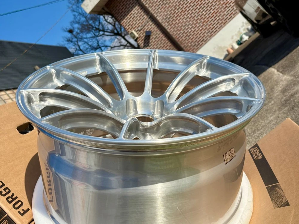 Apex SM-10RS 휠 G80 G82 M3 M4 M2 BBS LM FI-R RI-D 이미지