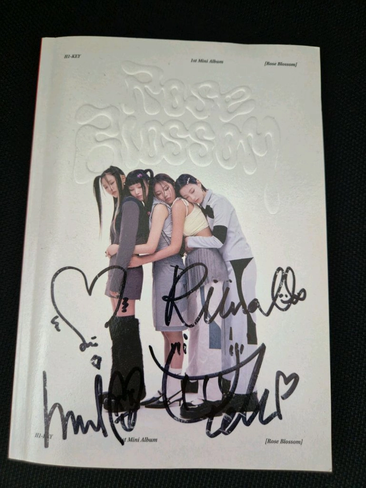 (친필 싸인) 하이키 미니 1집 건물 사이에 피어난 장미 CD 앨범 이미지