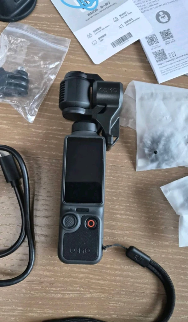 DJI 오즈모 포켓4 크리에이터 콤보 이미지