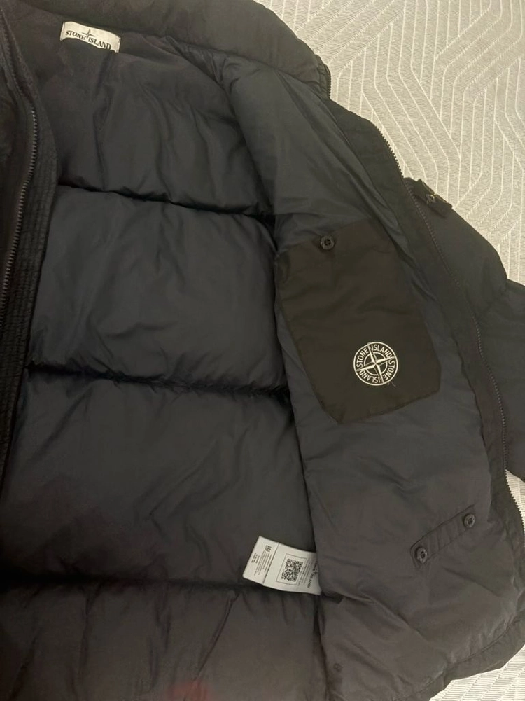 스톤아일랜드 크링클랩스 패딩 네이비 상태좋음 이미지