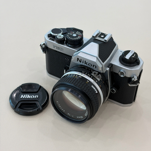 니콘 FM2 필름 카메라 + 50mm 1.4 렌즈 이미지