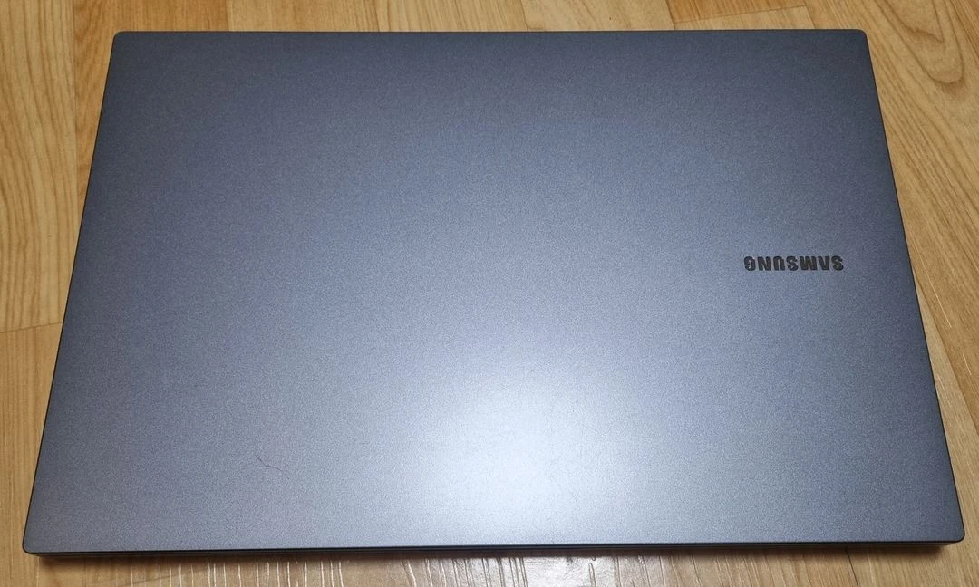 삼성노트북 플러스2 NT550XDA- KC35G (SSD 256GB) 램 8g 배터리 새거 이미지