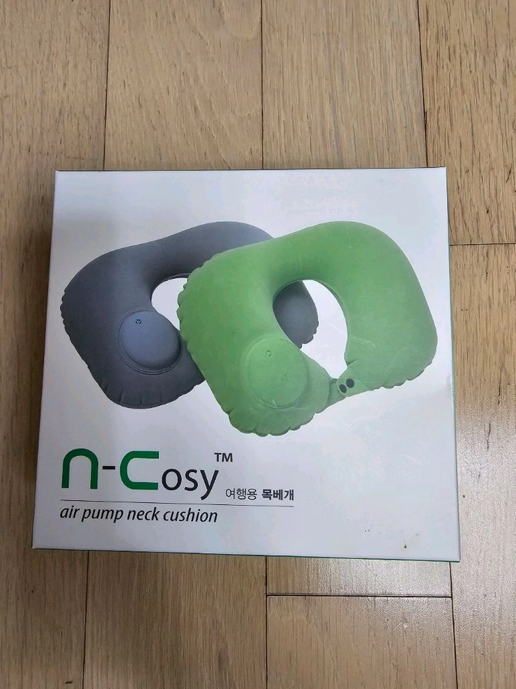 여행용품 : 멀티 어댑터, 목베개, 파우치, 폴딩백, 세면/양치세트 등 이미지