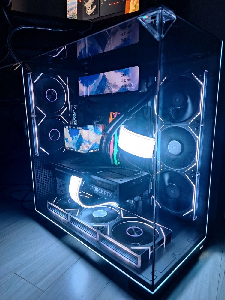 라이젠9 9950X3D RTX5080 하이엔드감성본체 팝니다 이미지
