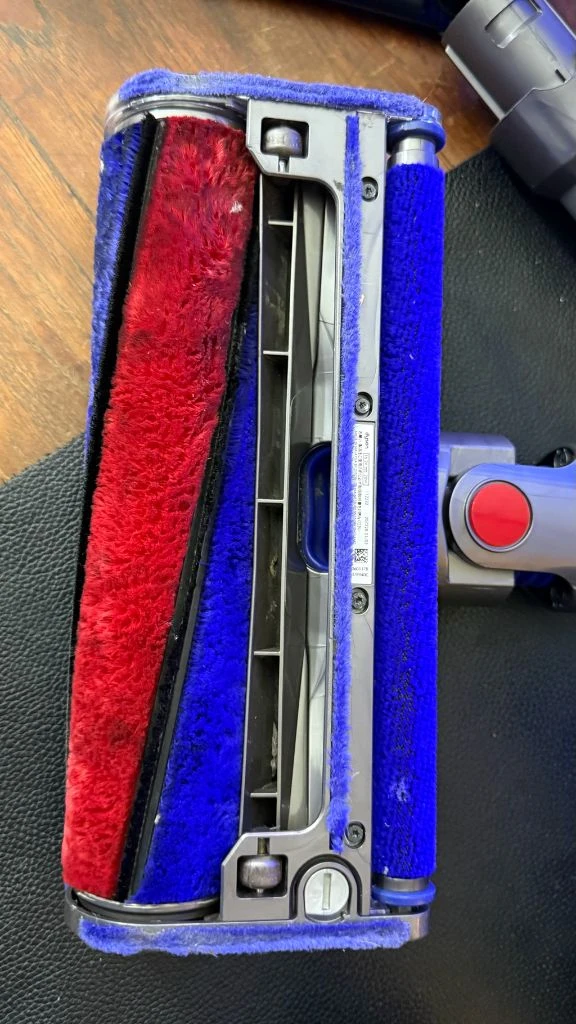 dyson V6 다이슨 무선청소기 이미지